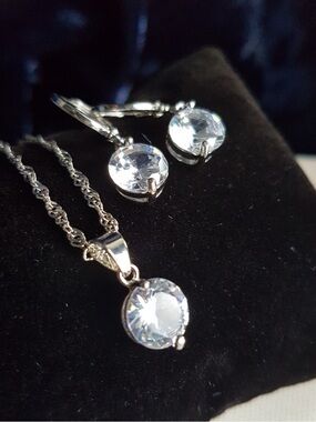 Swarovski Elements 925 Sterling Silver Round Solitaire Necklace Earrings SET NEW